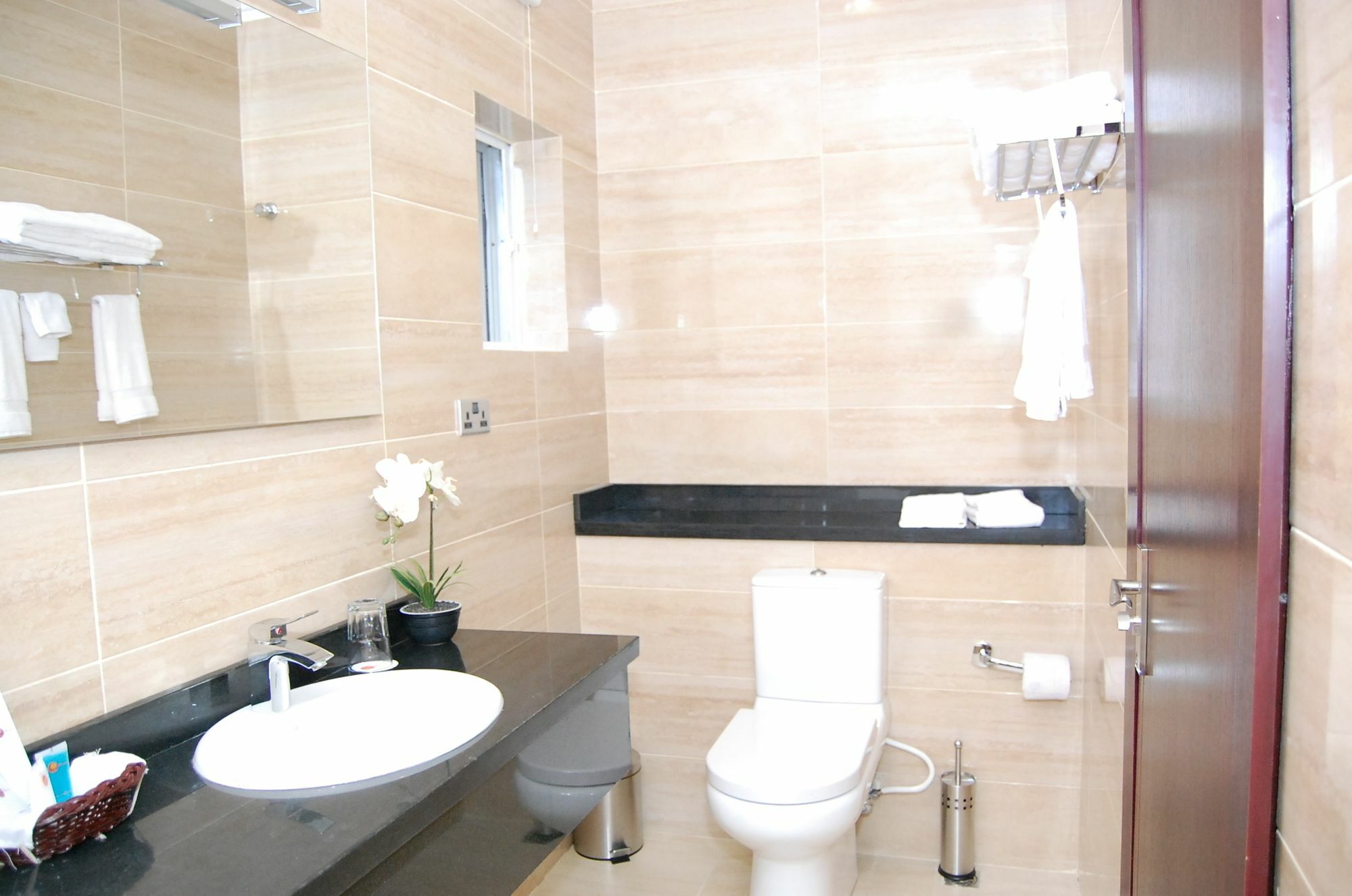 The Montrose Hotel Lekki Dış mekan fotoğraf